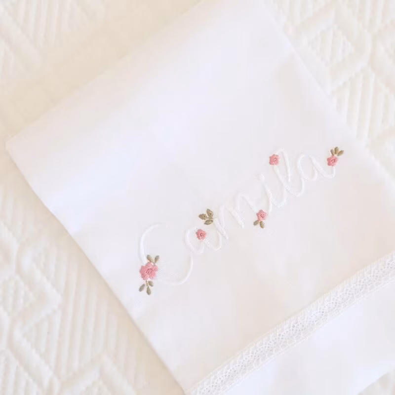 Toalha de batismo nome floral