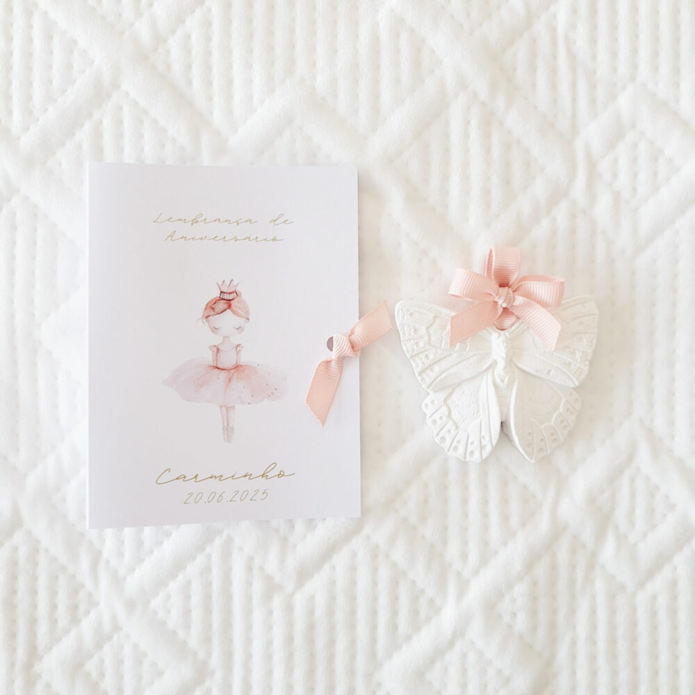 Borboleta com cartão personalizado